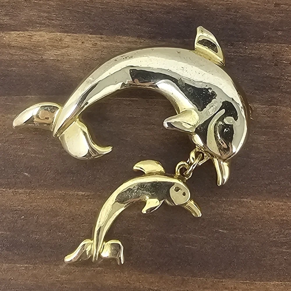 Vintage Dolphin Mother and Baby Dangle Brooch Pin Gold Tone 2